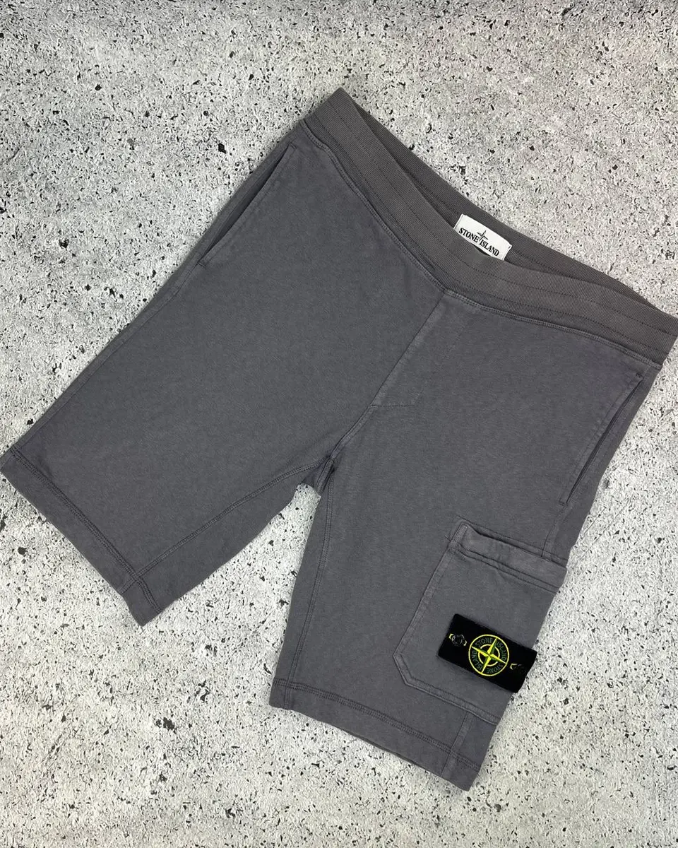 Шорты Stone Island — фото 1