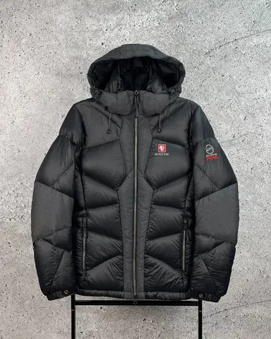 Пуховик Black Yak